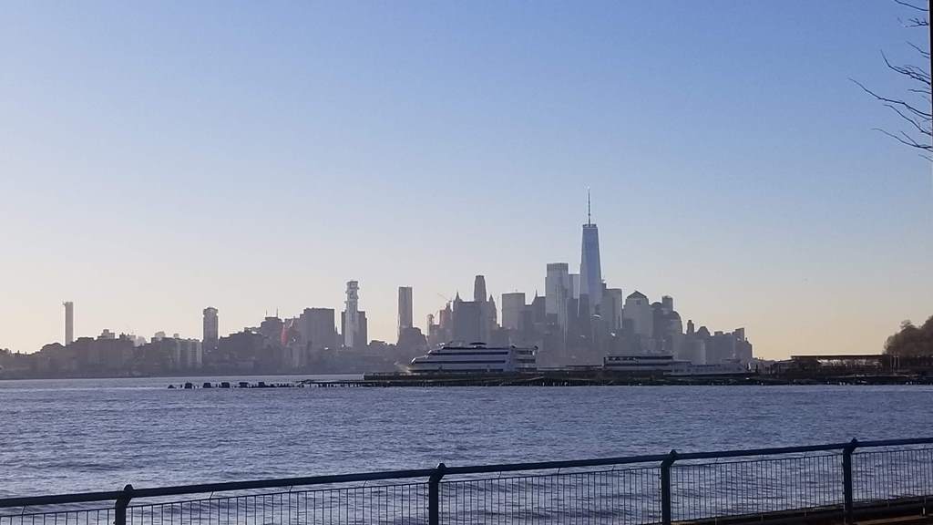 New York Skyline - distant